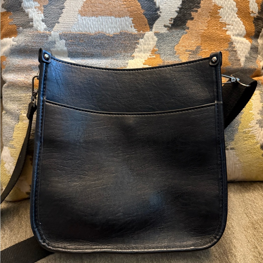 Jen & Co Vegan Leather Crossbody Bag